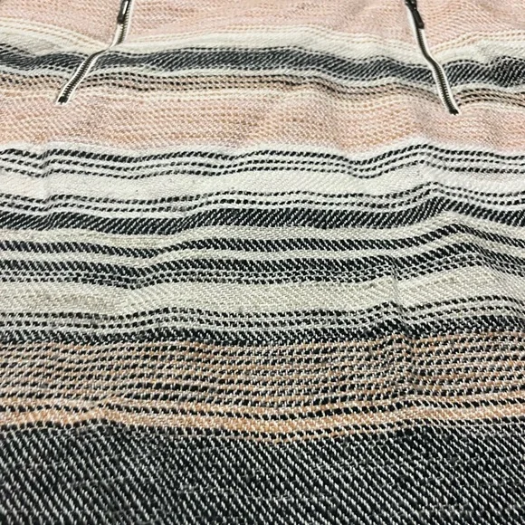 LOFT Pink and Gray Tweed Frayed Chic Pencil Skirt Casual Resort Wear - Picture 4 of 7